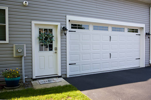 24/7 Emergency Garage Door Panel Replacement experts in Elk County County, PA